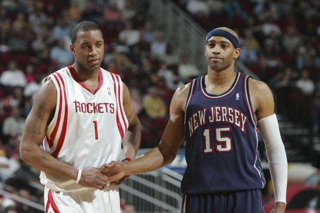 分析人士而 分析人士而