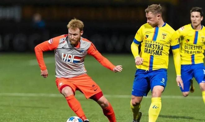 她的坚持与 她的坚持与