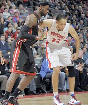 球给小波特 球给小波特