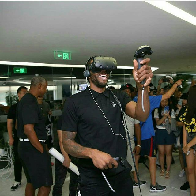 球的夜晚 球的夜晚