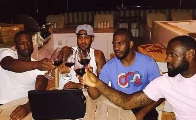 接为基座 接为基座